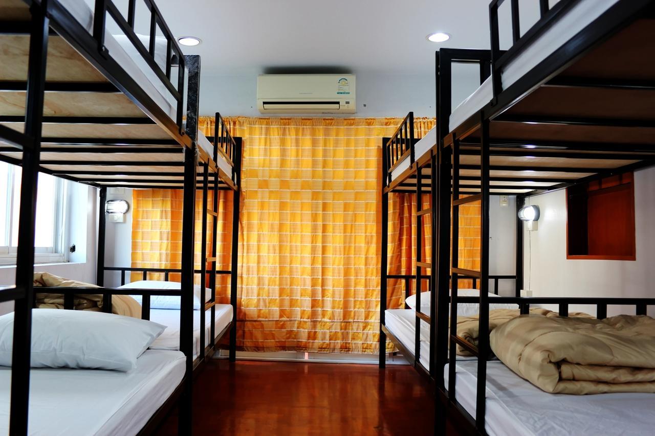 Home Base Hostel (Adults Only) Bangkok Eksteriør billede