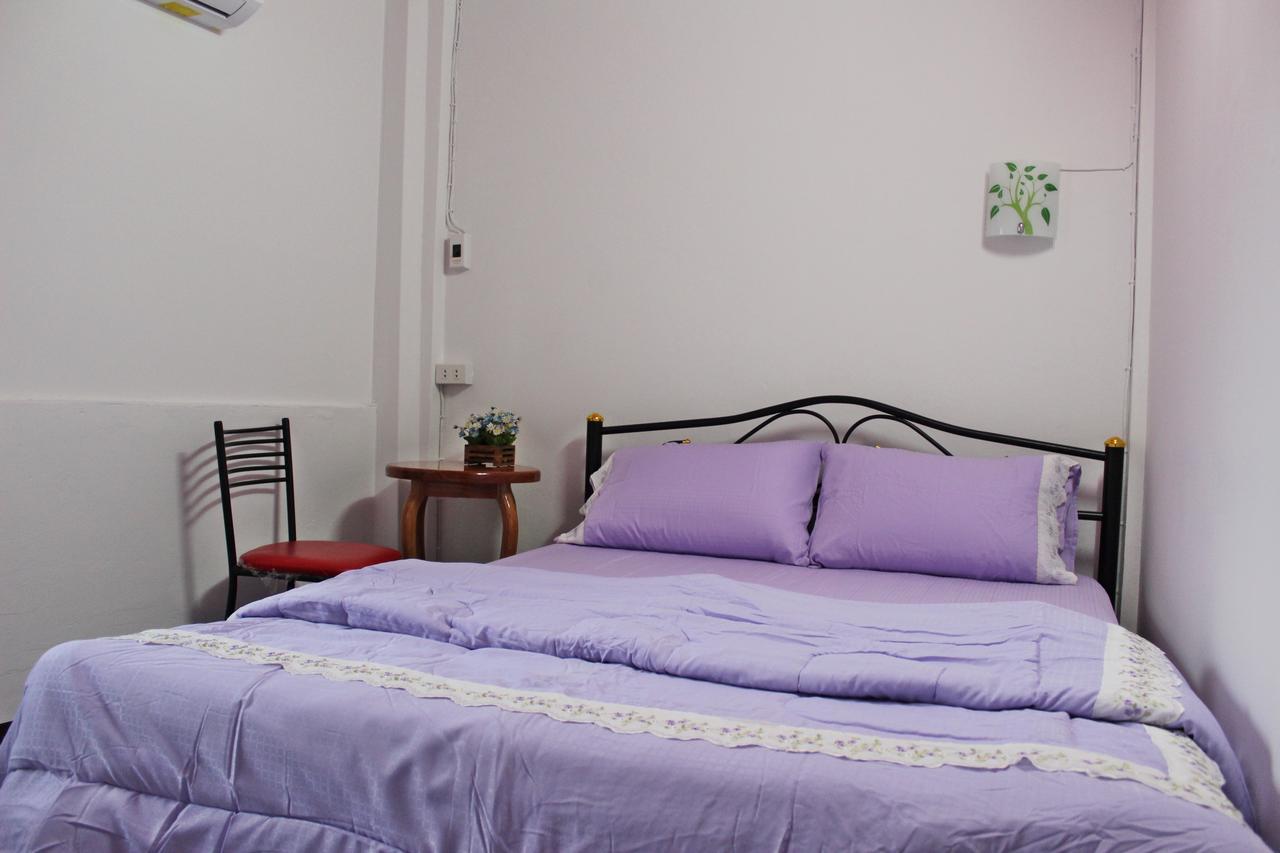 Home Base Hostel (Adults Only) Bangkok Eksteriør billede