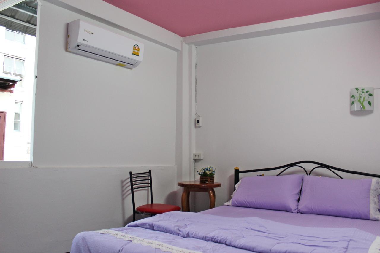 Home Base Hostel (Adults Only) Bangkok Eksteriør billede